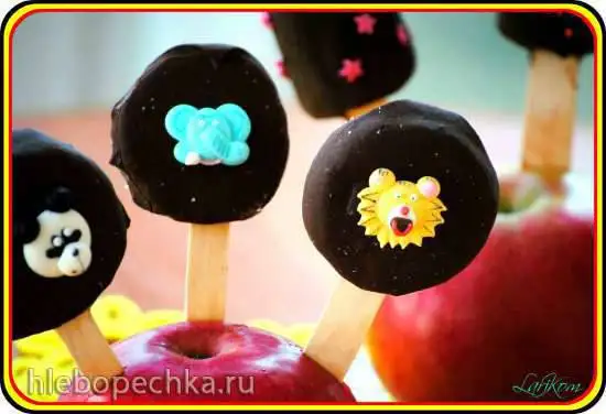Замороженные киви и бананы в шоколаде