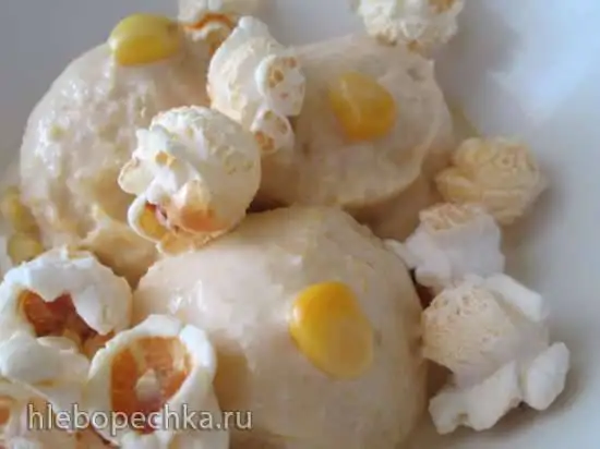 Кукурузное мороженое с попкорном «Мечта киномана»