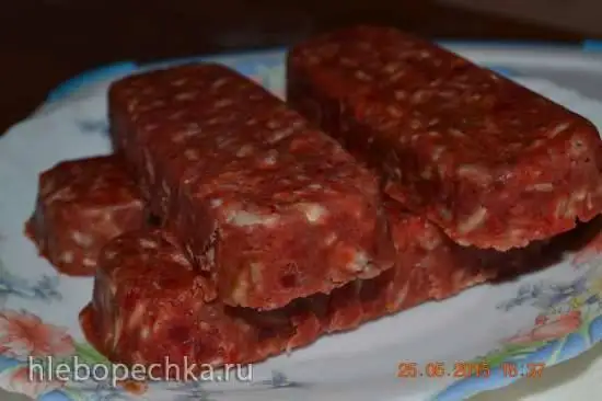 Финиково-ореховые питательные батончики (в Т-Bar Tupperware)