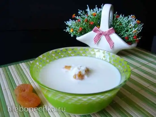 Холодный молочный суп из кураги с рисом