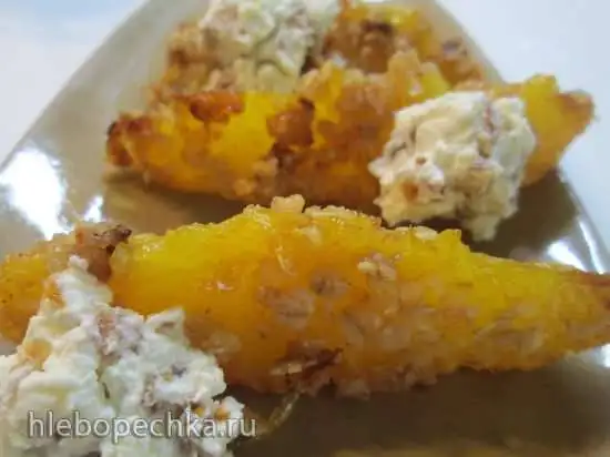 Апельсиновые дольки в овсяных хлопьях с творожным сыром