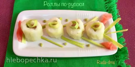 Роллы по-русски - закуска к холодному пиву или водочке (лук порей, селедка, огурчик и картофельное пюре)