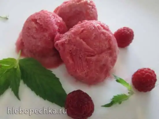 Имбирно-малиновый сорбет и мороженое