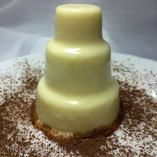 Молочный десерт с кардамоном