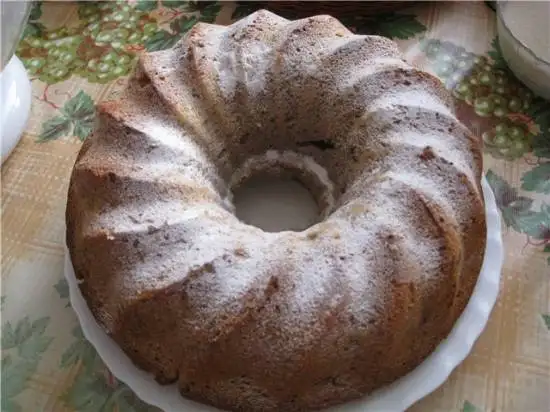 Кекс сливочно-ореховый с халвой
