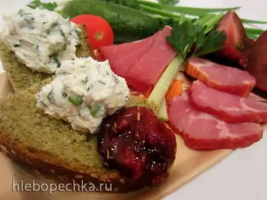 Хлеб «Зеленый горошек» со шпинатом и гороховой мукой