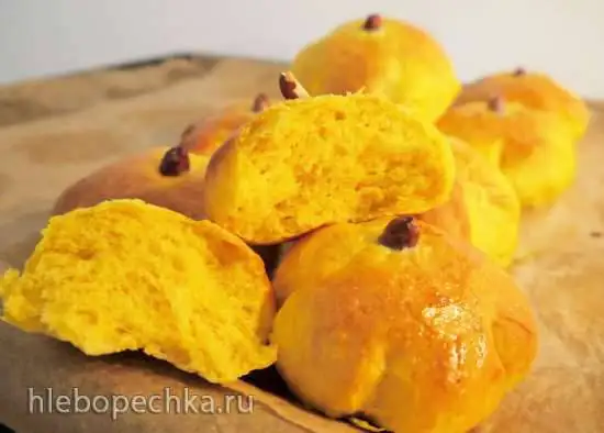 Тыквенные булочки (pumpkin rolls)