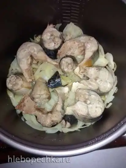Скумбрия с прицепом (луковый соус)