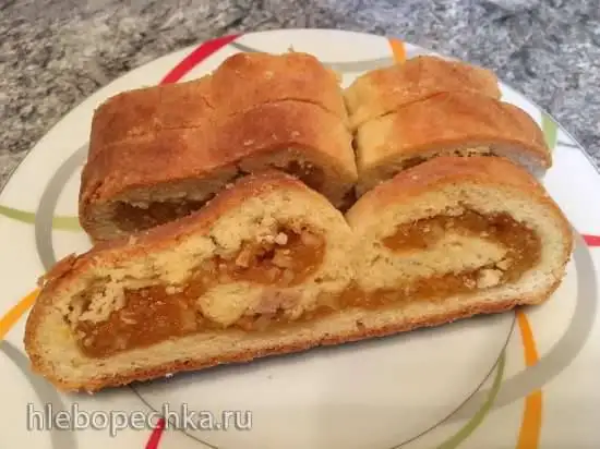 Быстрый творожный штоллен с абрикосами (Schneller Quarkstollen)