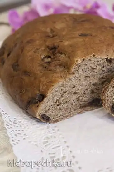 Итальянский хлеб с кусочками шоколада