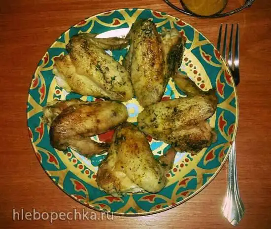 Куриные крылышки с прованскими травами в духовке