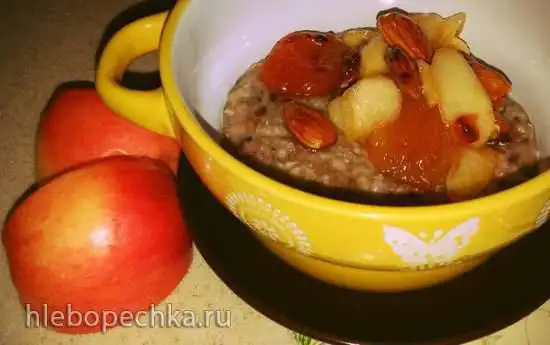 Овсяно-ржаная каша с отрубями, льном, карамельными фруктами и миндалем в мультиварке Redmond RMC-M 4502
