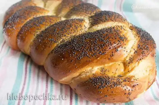 Сдобный витой хлеб