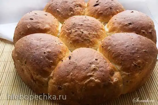Булки с луком и беконом