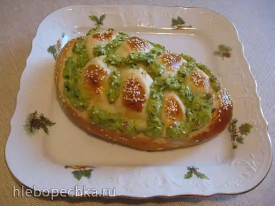«Плетёнки» с сыром и зеленью (духовой электрический шкаф)