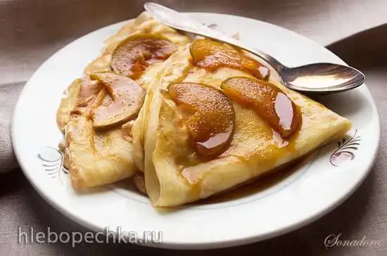 Блинчики с заварным кремом и карамелизованной грушей