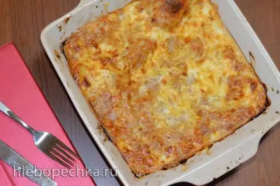 Лазанья с мясным соусом и баклажанами
