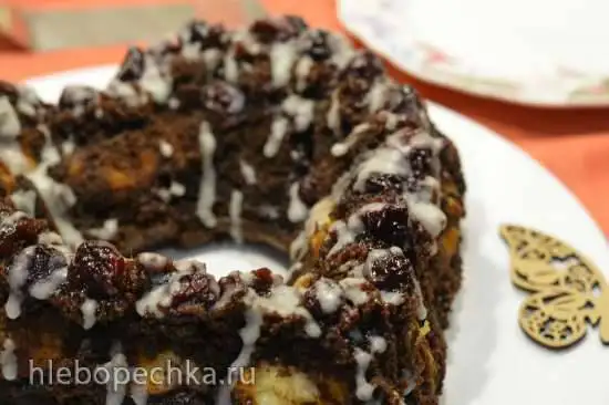 Шоколадный бандт-кейк с вишневым чизкейком