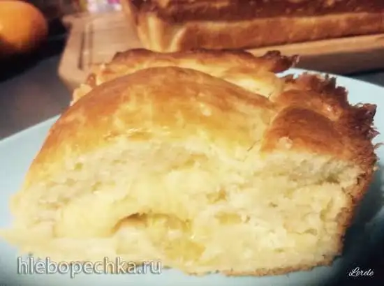 Пирог из творожного теста с яблоками