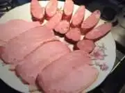Ветчина варенно-копченная и колбаса краковская