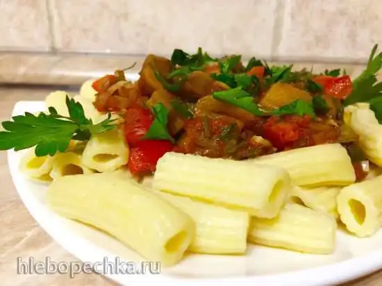 Домашняя паста с соусом по-сицилийски (Tortilla Chef, пастамашина Philips HR2355/09)