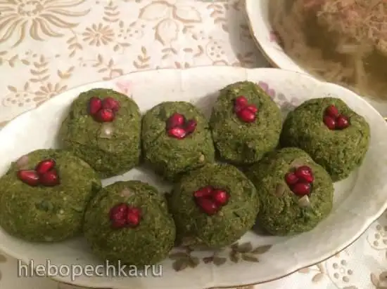 Шпинат с орехами-пхали
