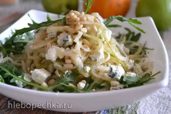 Салат «грушетти» с зеленым сыром (нарезка в спиромате)