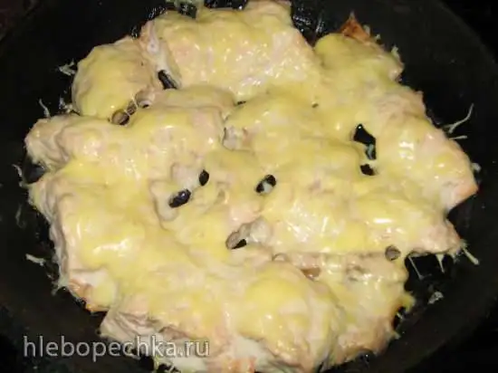 Филе горбуши, запеченное под сыром