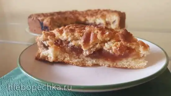 Тертый пирог с вареньем