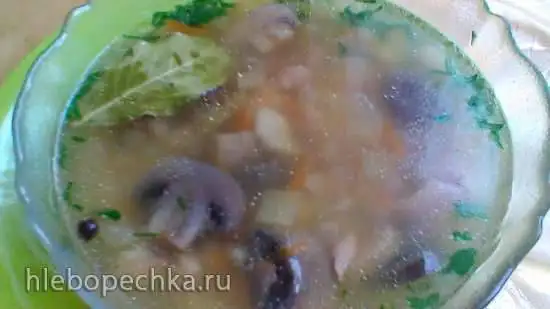 Суп грибной с фасолью в медленноварке