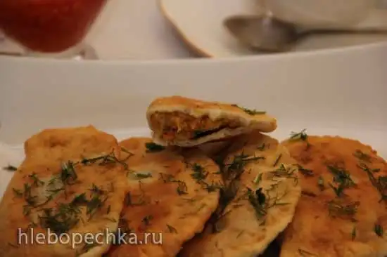 Чебуреки с красной фасолью