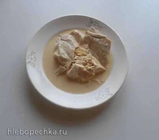 Куриное филе с апельсиновым ароматом, приготовленное на пару, и с апельсиновым соусом