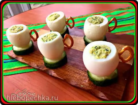 Яйца, фаршированные крабовыми палочками