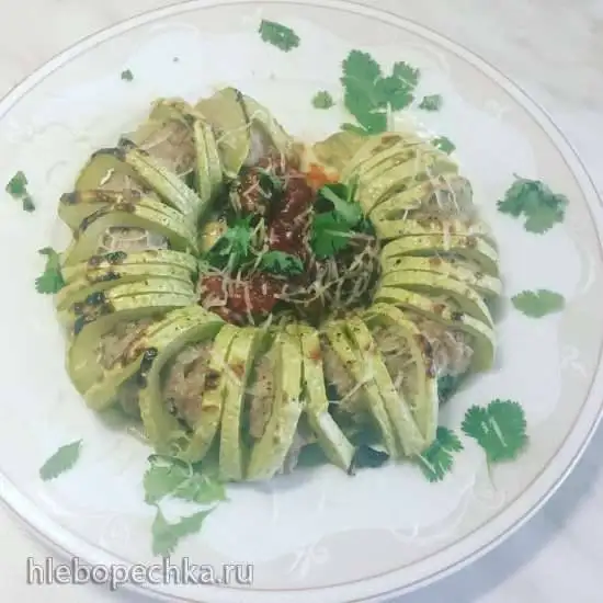 Кабачок со свиными колбасками. Пиццепечь Princess