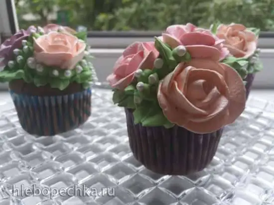 Капкейки шоколадные «Летний букет»