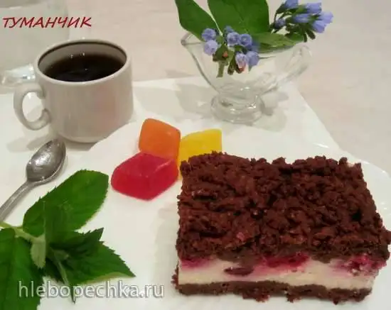 Шоколадный сметанник с ягодной или фруктовой начинкой