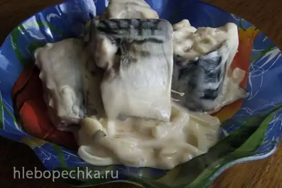 Скумбрия, маринованная в майонезе