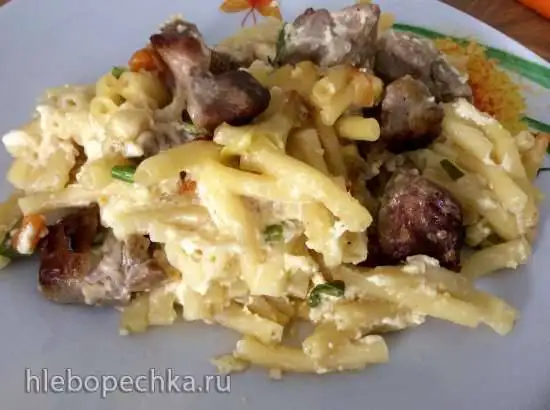 Макароны с мясом в сырной заливке в духовке