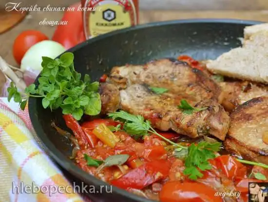 Корейка свиная на кости с овощами