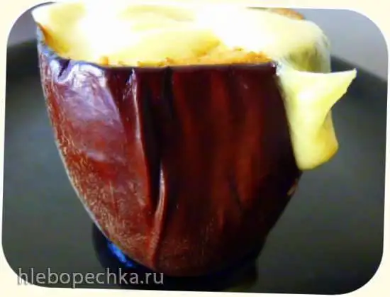 Баклажан, фаршированный всякой всячиной