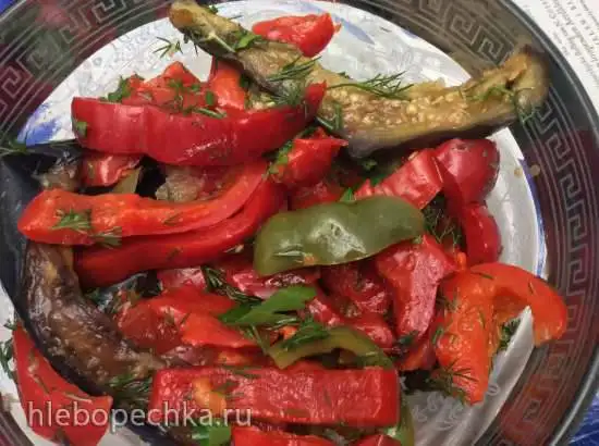 Закуска из перца с баклажанами