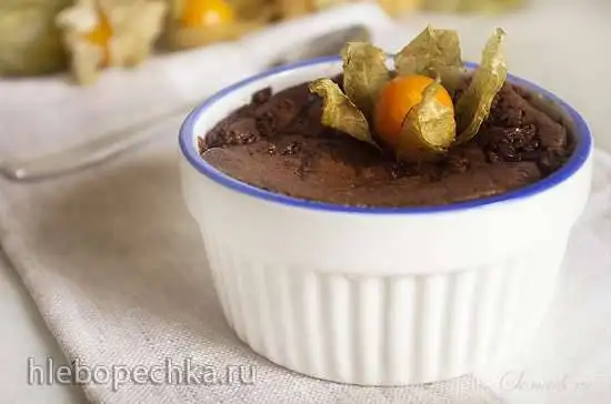 Тёплый шоколадный десерт с маскарпоне