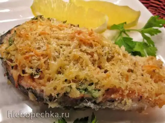 Лосось под чесночно-сырной корочкой