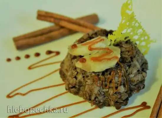 Гречневая запеканка-десерт с медом и бананами