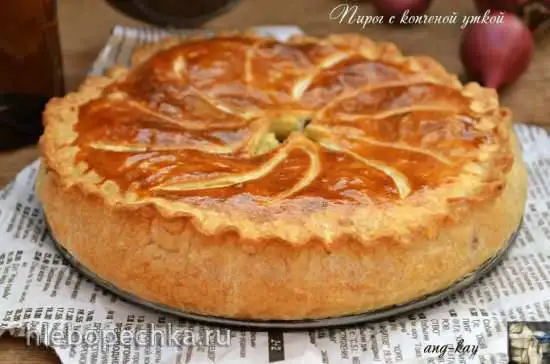 Пирог с копченой уткой