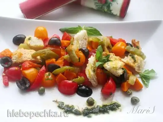 Салат из запеченных овощей и багета
