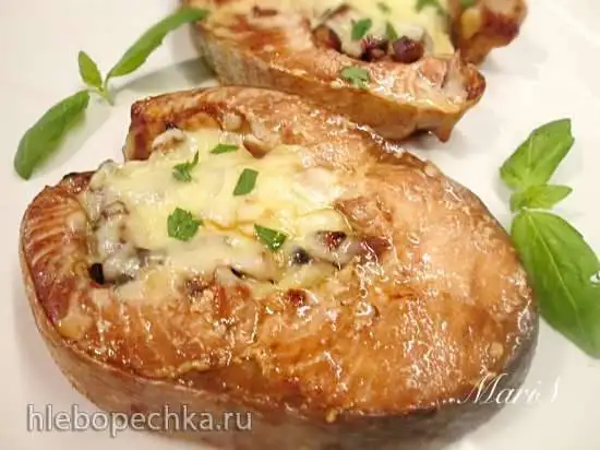 Кольца из лосося с грибной начинкой