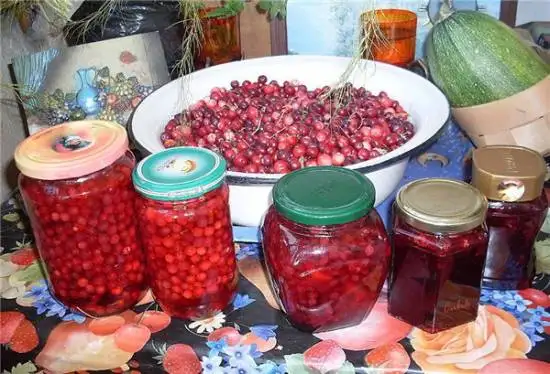 Брусника (или клюква) моченая