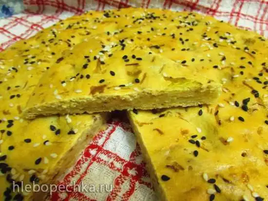 Кукурузно-пшеничная лепёшка с жареной капустой