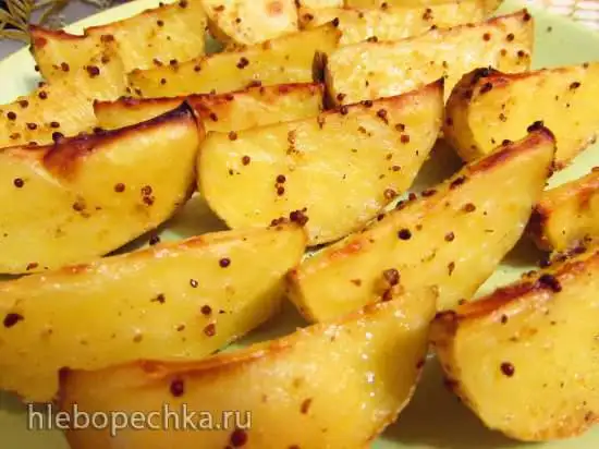 Картофель, запечённый в кефирно-горчичном маринаде